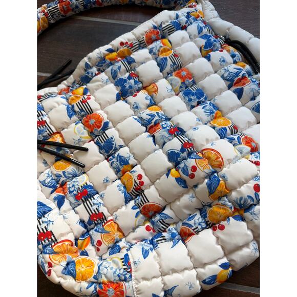 NWOT Free People Printed Tangerine Dream Quilted Carryall HTF - Picture 5 of 6